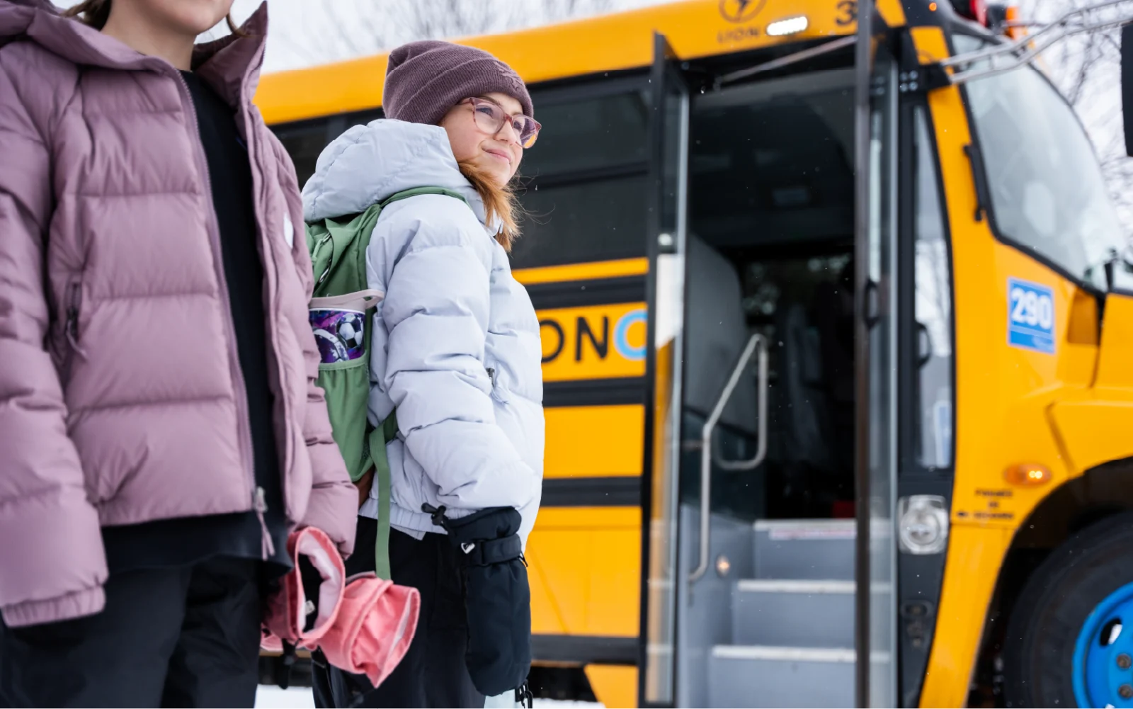 eleve-autobus-hiver-transport-scolaire-cssh